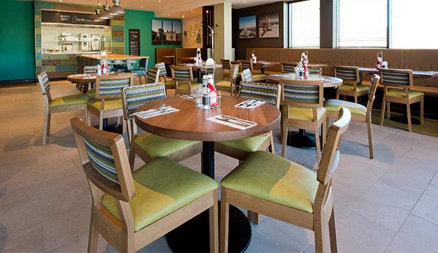 Premier Inn Holyhead Dış mekan fotoğraf